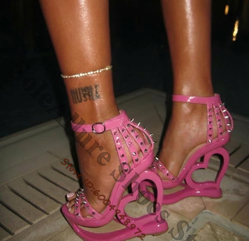 Hot Pink Spike Stud Caged Hear - đánh giá và giá Leather Work Heels
