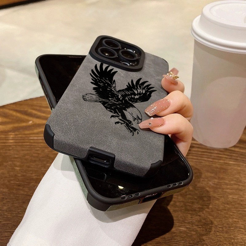 Black Eagle Pattern Leather Si - đánh giá và giá Leather X